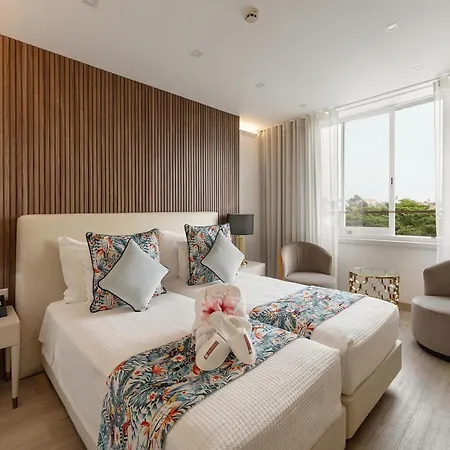 Lido Hotel 3*