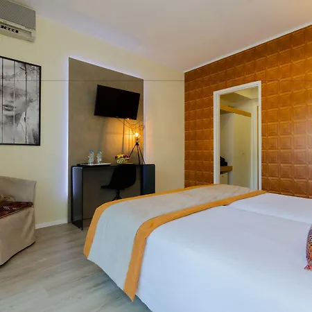 Lido Hotel 4*